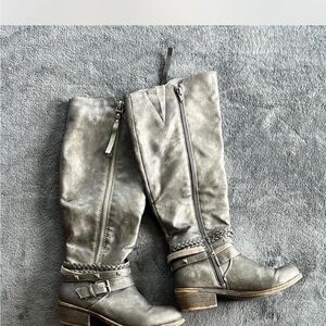 Gray Knee-High Boots with Braided Strap